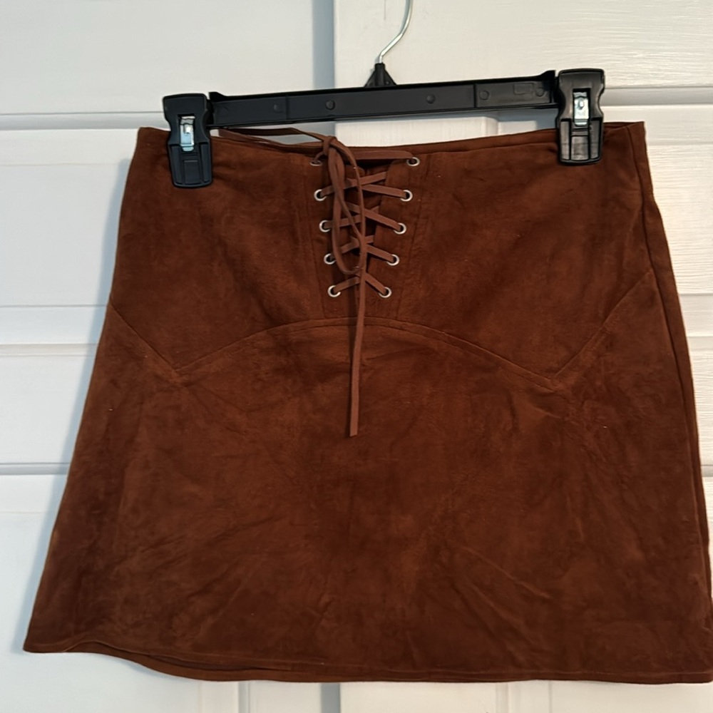 Suede lace up mini skirt - Picture 5 of 7